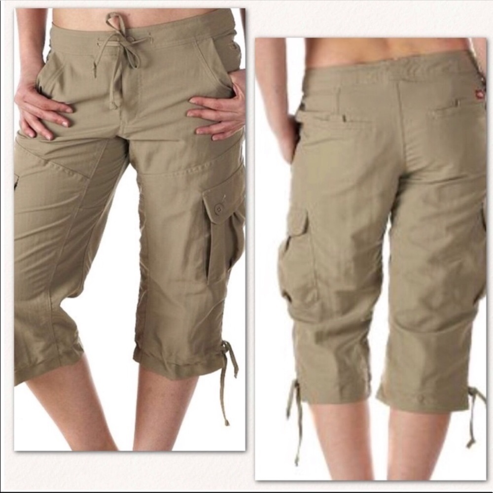 Women’s Cargo Capri Pants in Khaki